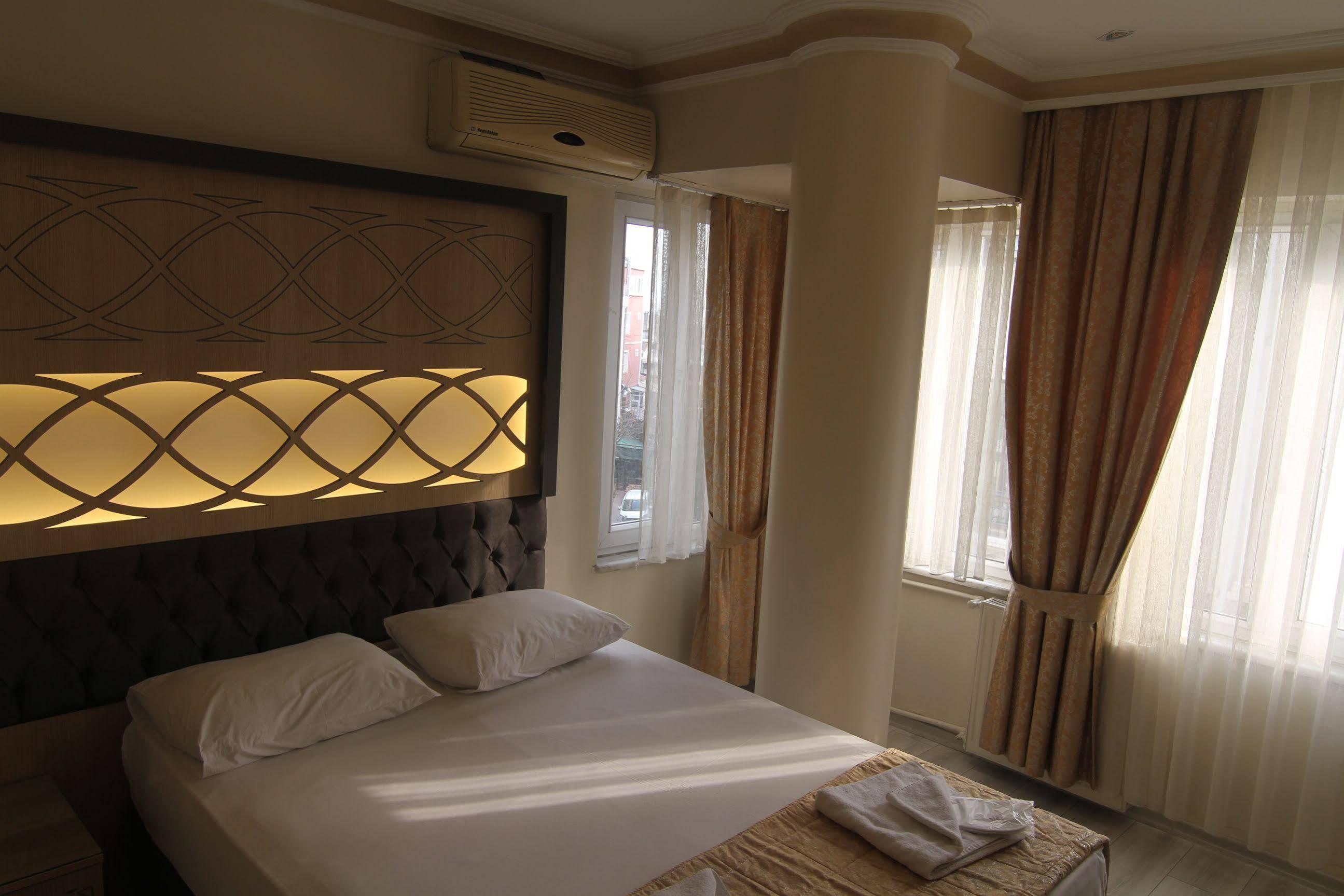 Видео отеля 3. Grand Liza Hotel 3*. Grand Liza Стамбул. Grand Liza 3 Турция Стамбул. Grand Liza Hotel 3* (Sultanahmet-Beyazit).